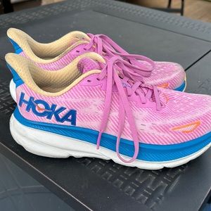 Hoka running shoes size 7